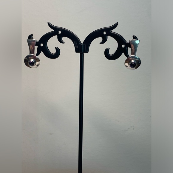 Silpada - Shube Vintage Petite Rare Sterling Silver & Amethyst Post Earrings - Picture 2 of 16